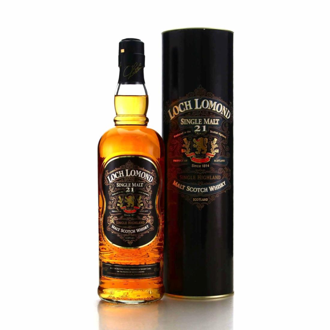 loch lomond 21 year old older bottling tin beside bottle
